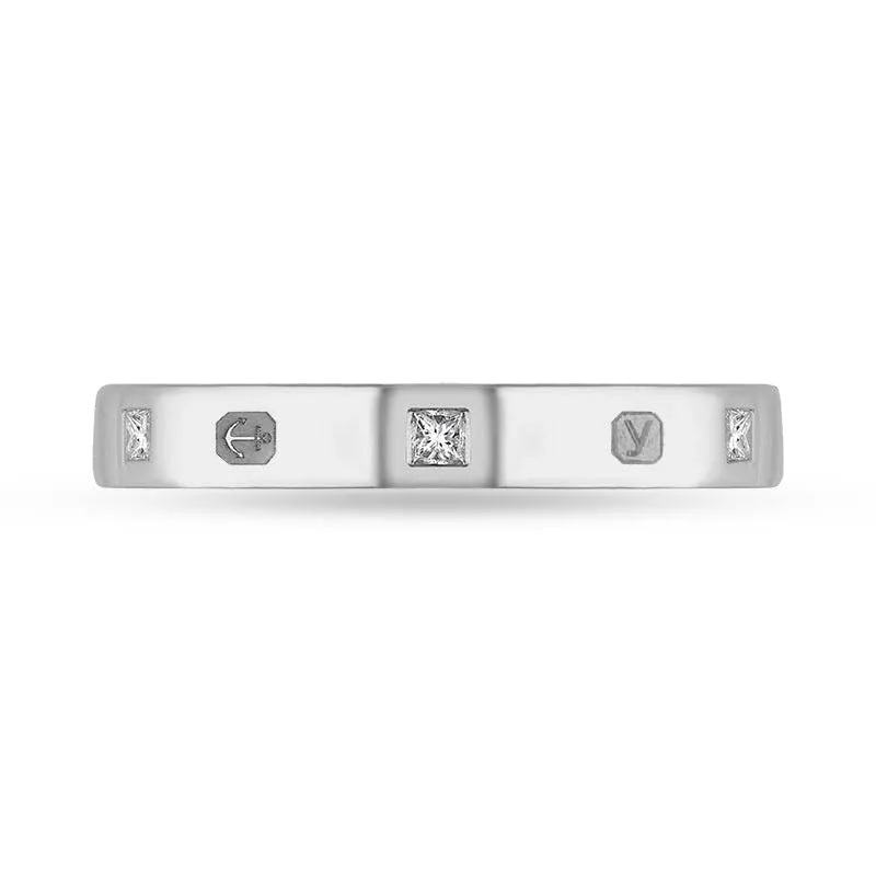 18ct White Gold 0.09ct Diamond King's Coronation Hallmark Princess Cut 3mm Ring D