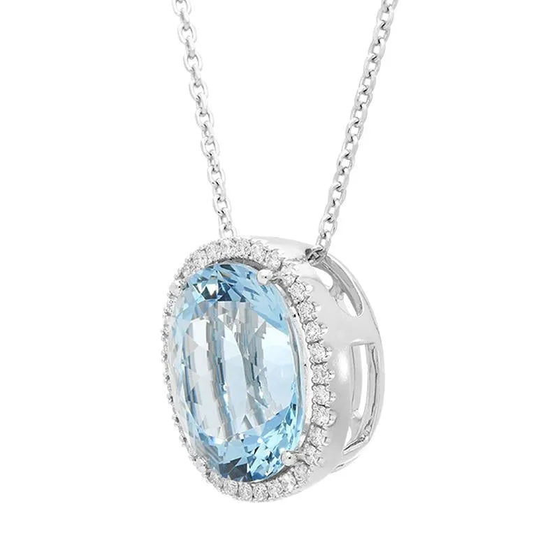 18ct White Gold 6.07ct Aquamarine Diamond Oval Cut Cluster Necklace