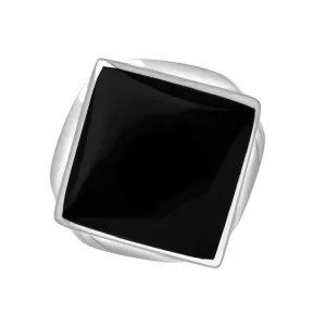 18ct White Gold Whitby Jet Queen's Jubilee Hallmark Small Rhombus Ring D
