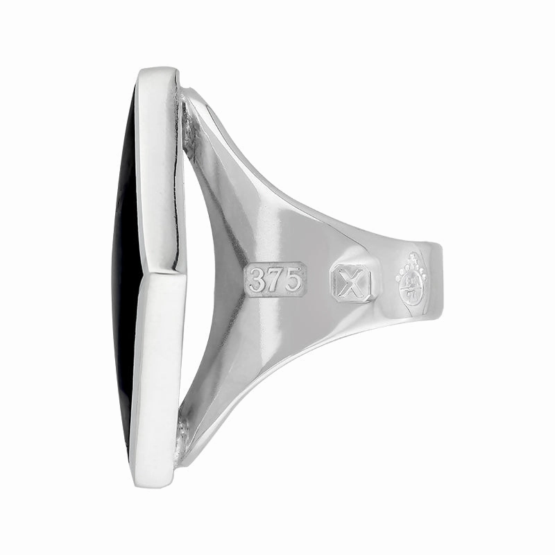 9ct White Gold Whitby Jet Queen's Jubilee Hallmark Medium Rhombus Ring D