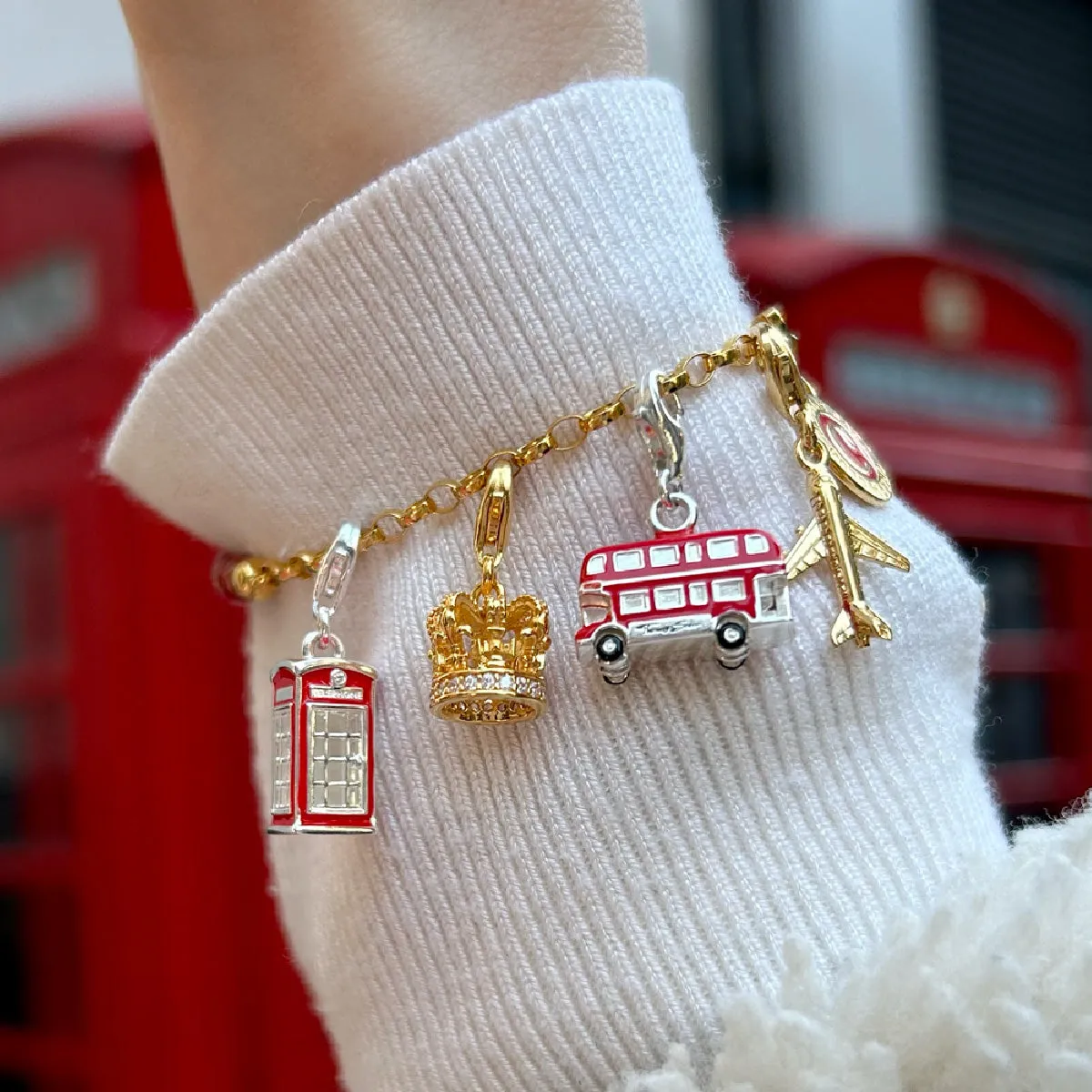 Charm Pendant London crown gold