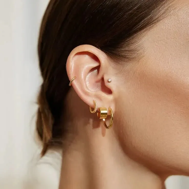 Gold Tube Medium Hoop Earrings E062-03G