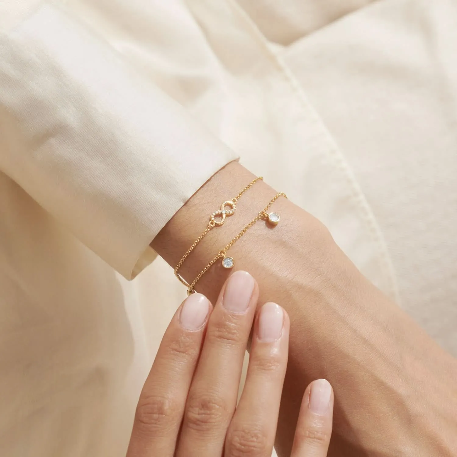 Lumia Infinity Gold Plated Bracelet 8641